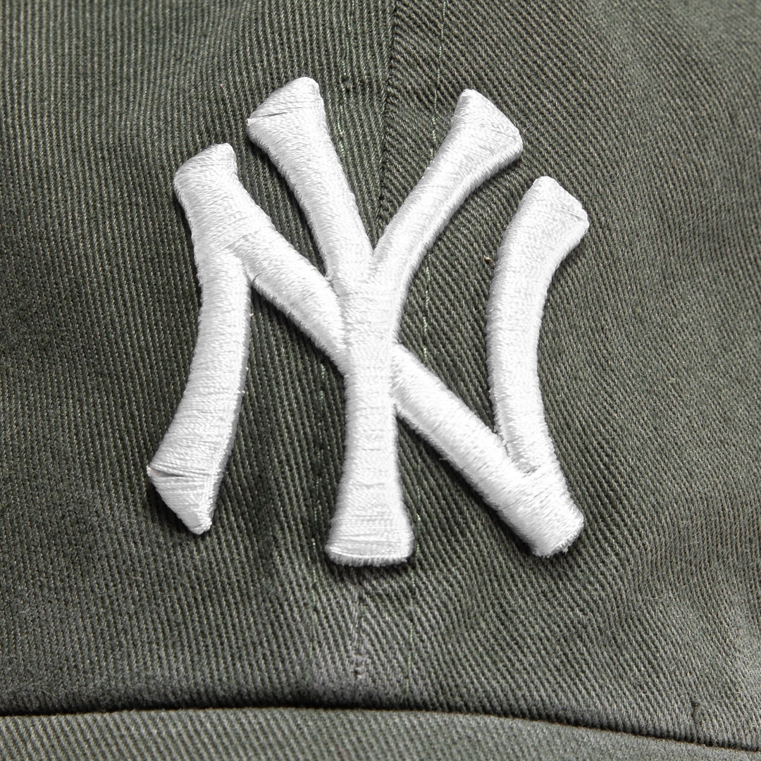 47 Brand New York Yankees Cleanup Adjustable Hat - Olive. White