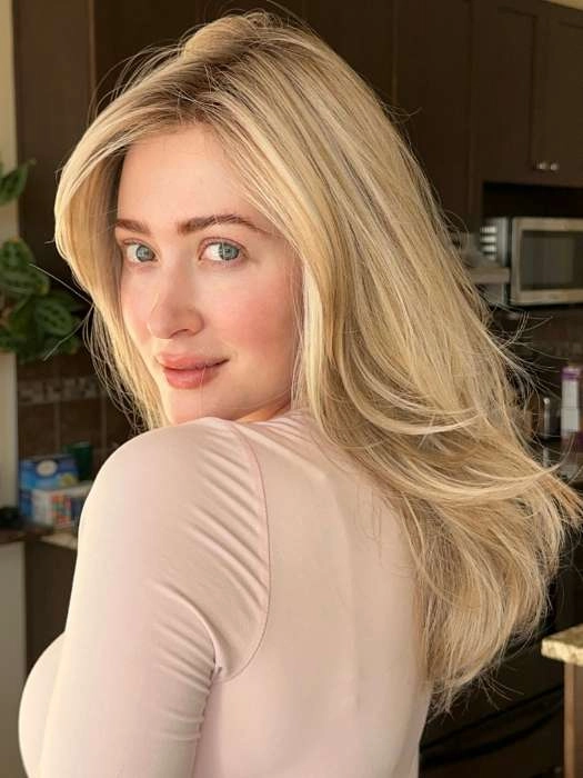 Beverly Hills | Synthetic Lace Front Wig (Mono Part)