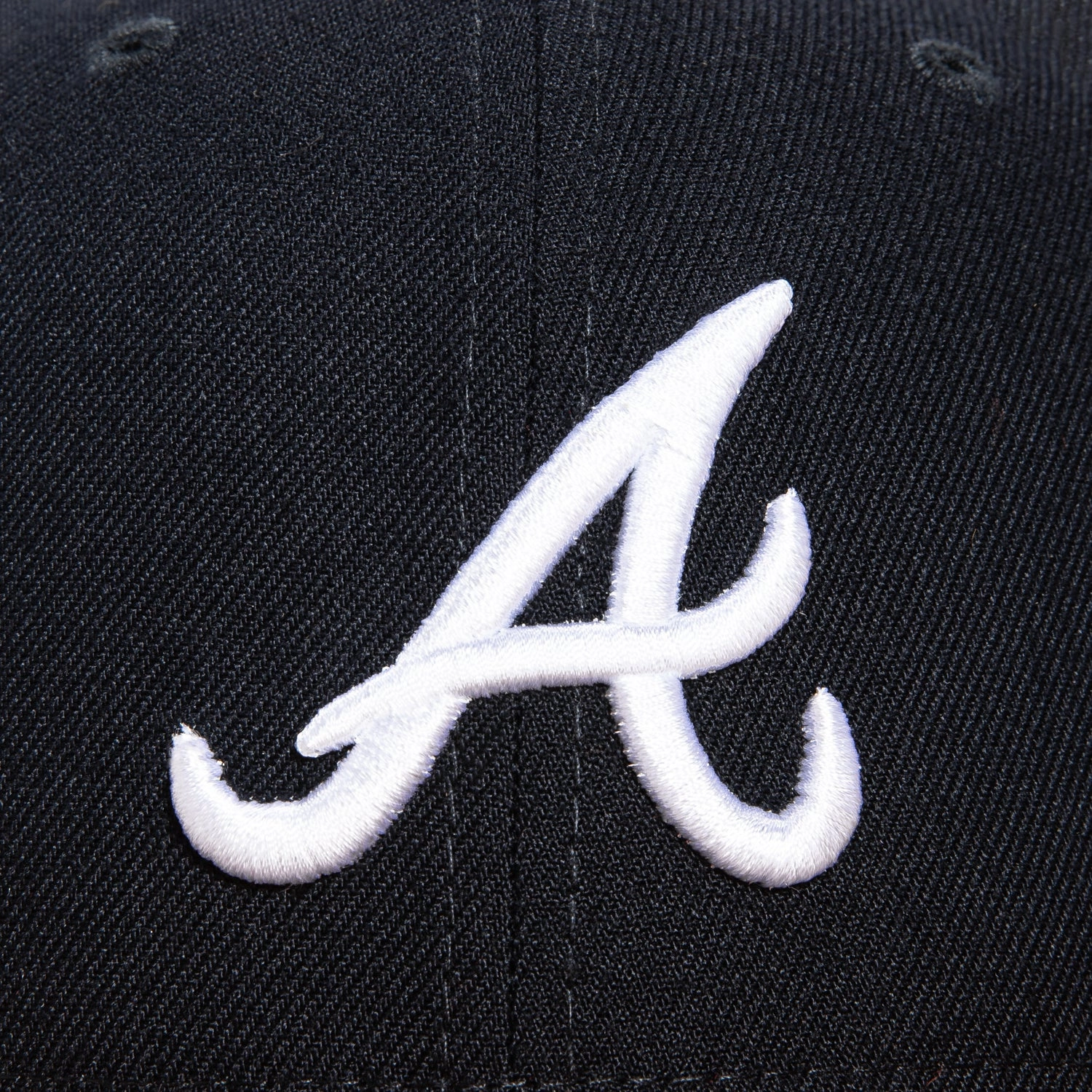 New Era 9Fifty MLB Basic Atlanta Braves Game Snapback Hat - Navy. Red