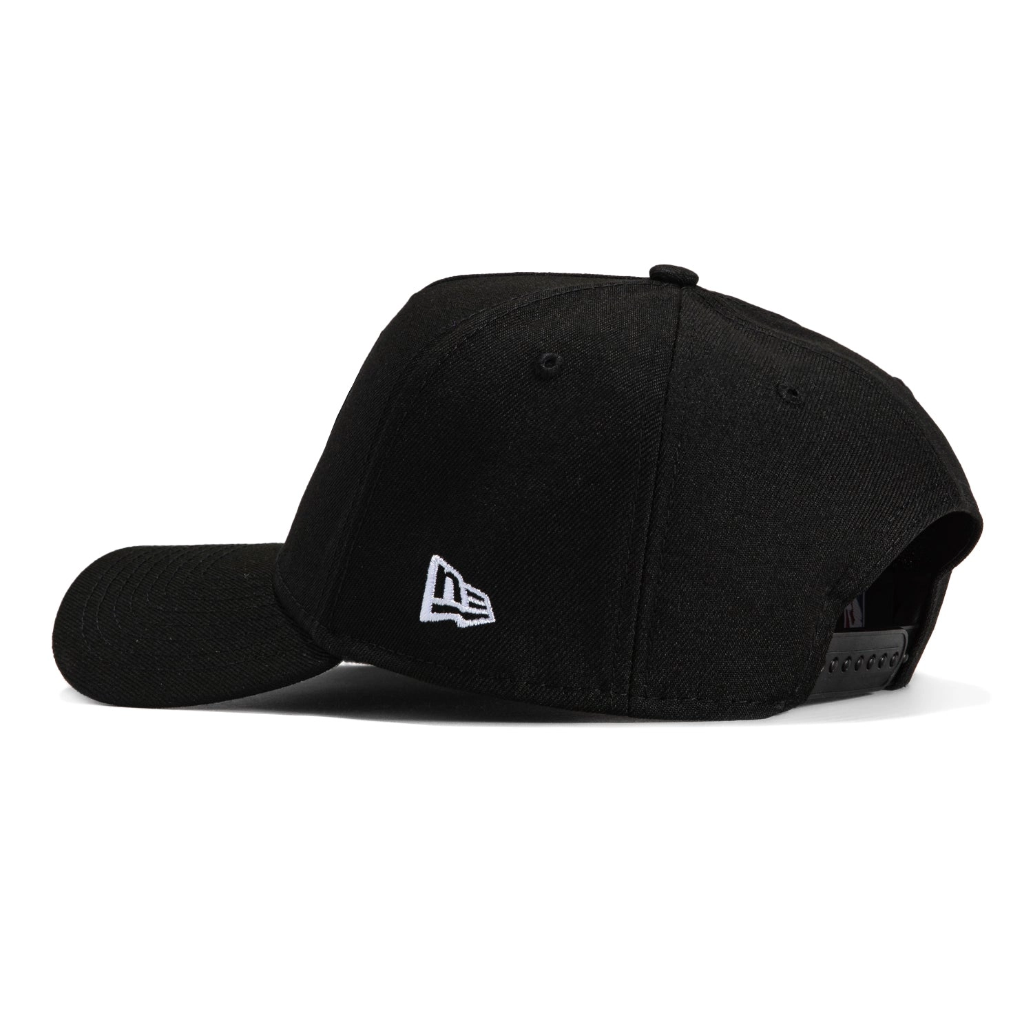 New Era 9Forty A-Frame Chicago Bulls Snapback Hat - Black. White