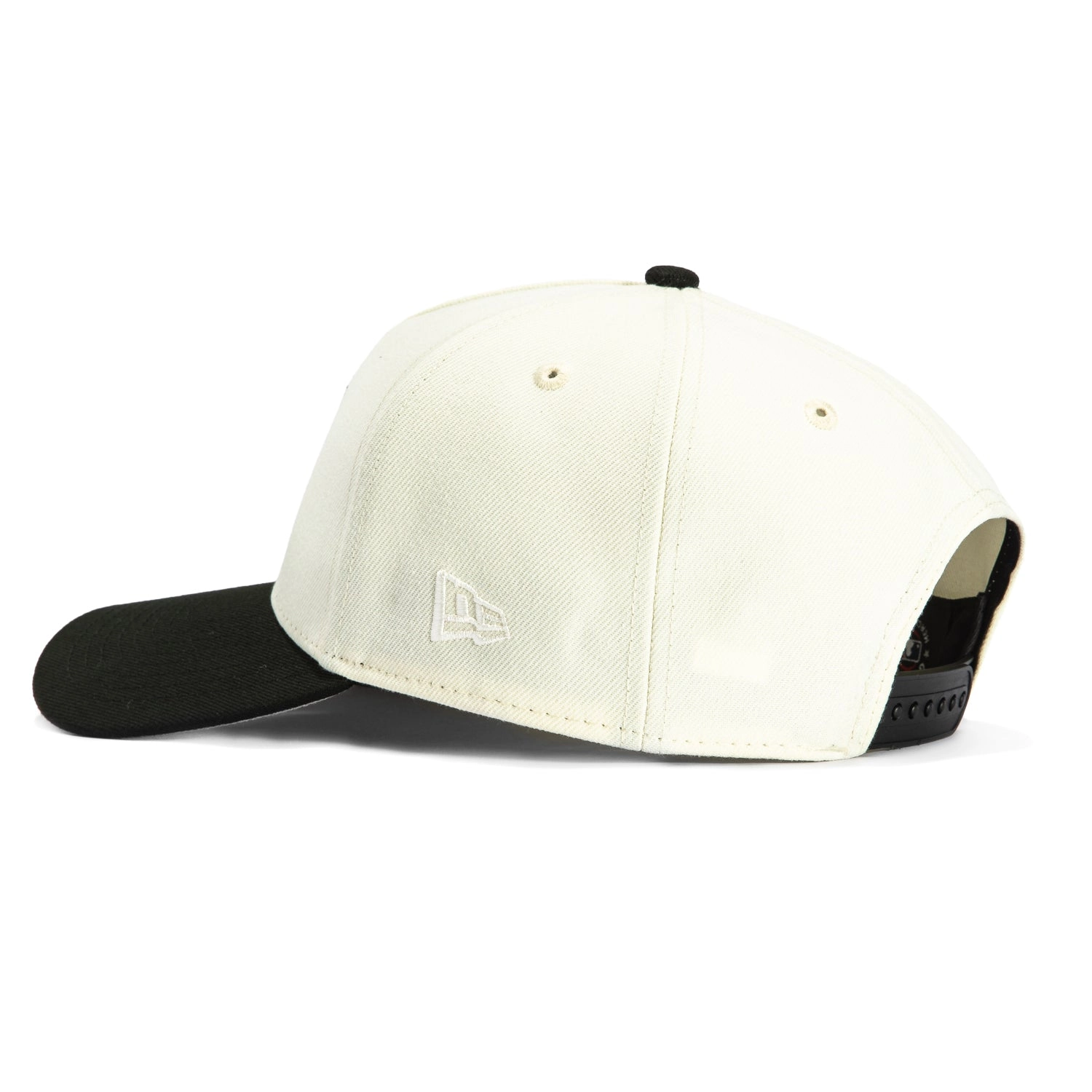 New Era 9Forty A-Frame Chicago White Sox Snapback Hat - White. Black