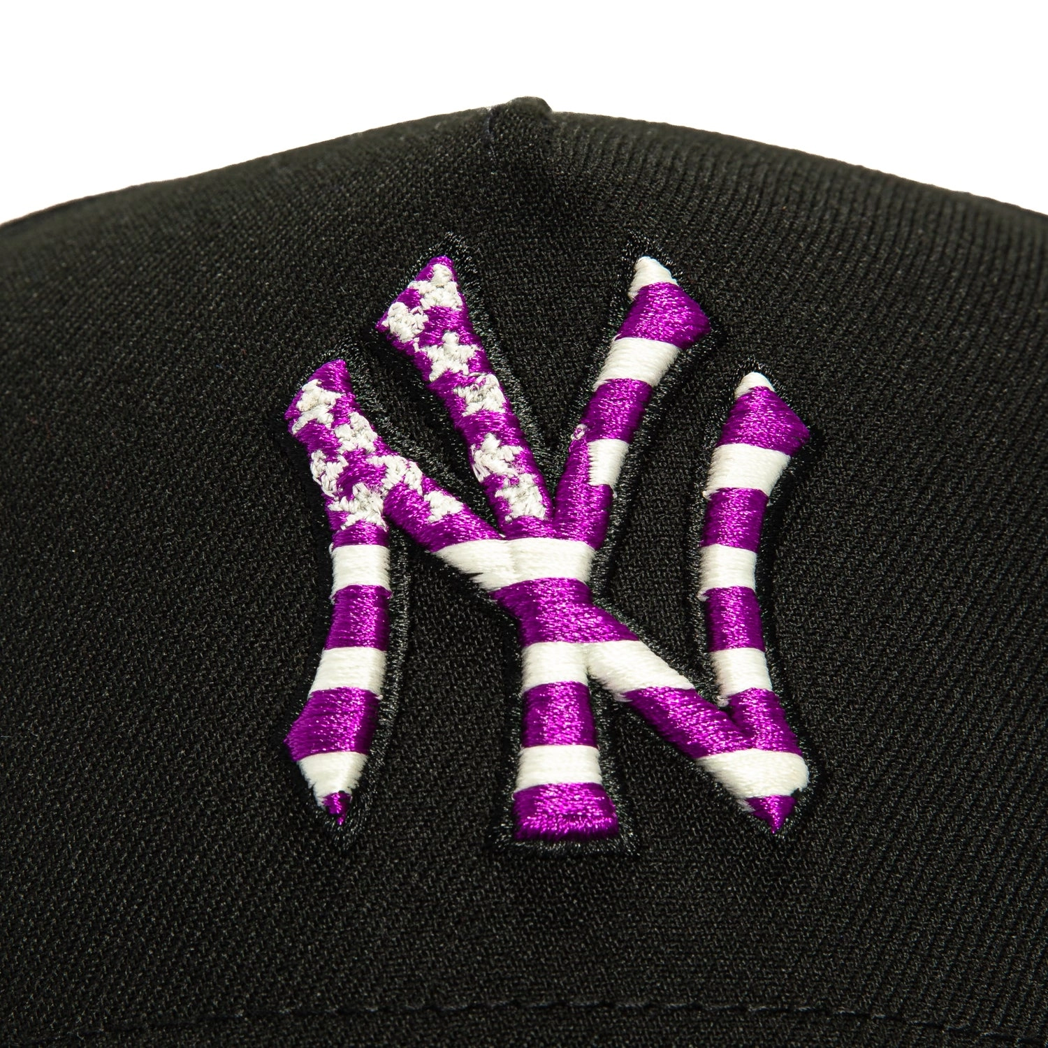 New Era 9Forty A-Frame New York Yankees 1949 World Series Patch Flag Snapback Hat - Black. Purple
