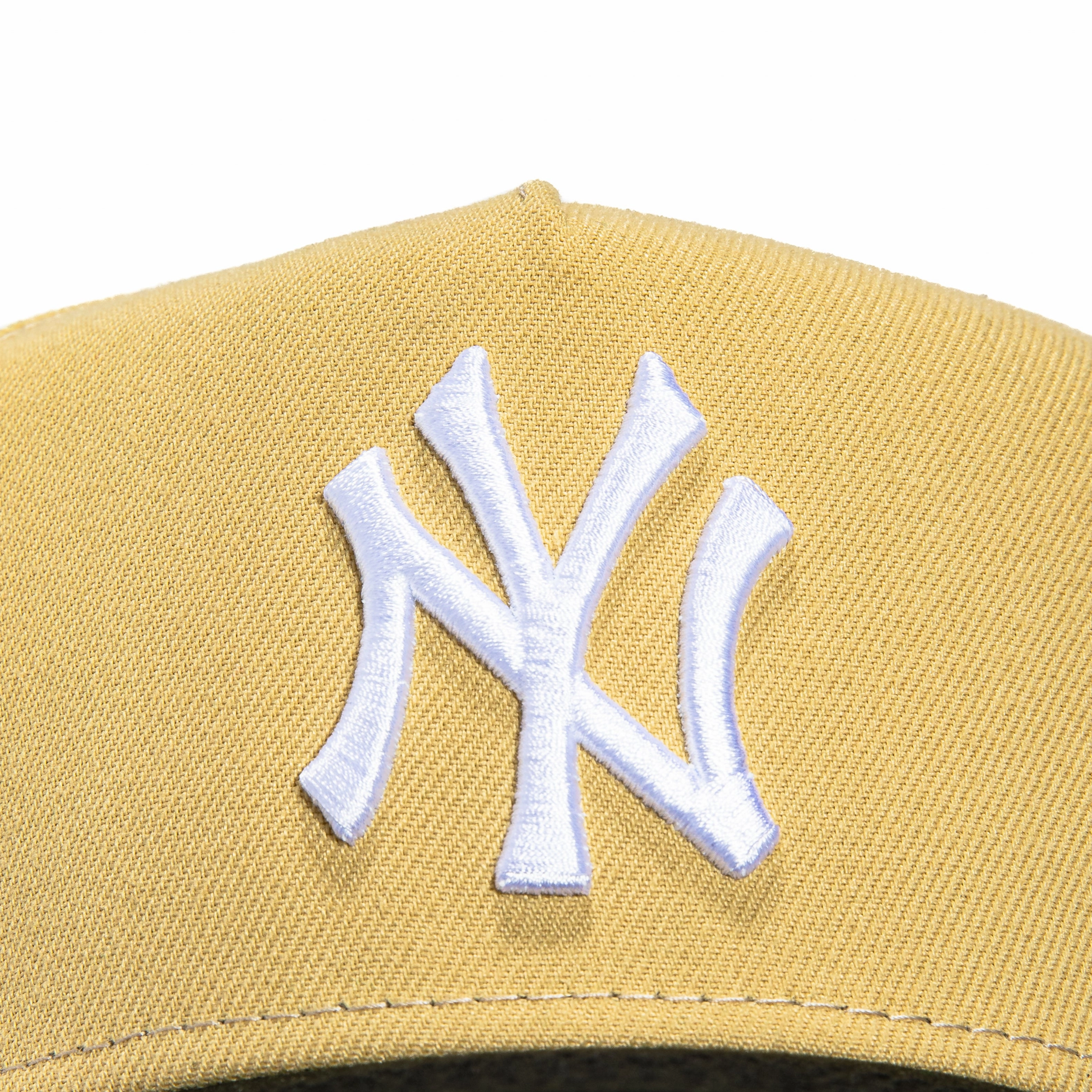 New Era 9Forty A-Frame New York Yankees 1998 World Series Patch Snapback Hat - Tan. Black