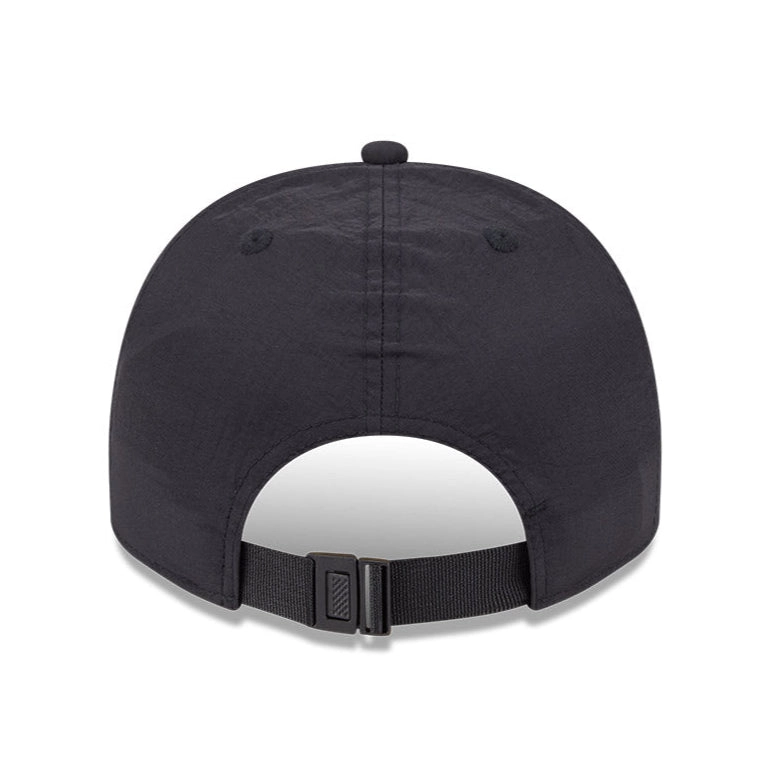 New Era Golfer Everyday Nylon Chicago White Sox Strapback Hat - Black