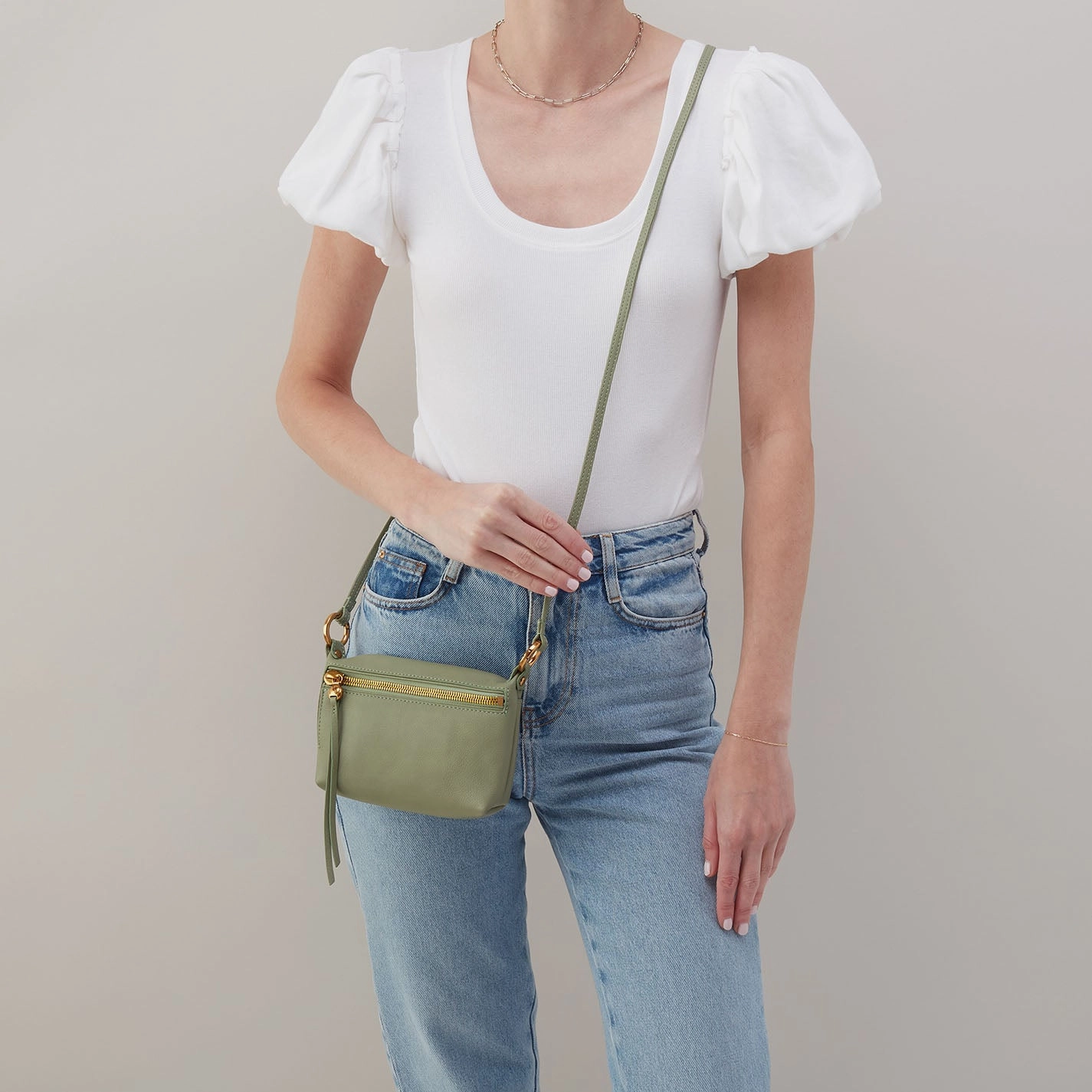 Run About Crossbody In Pebbled Leather - Watercress